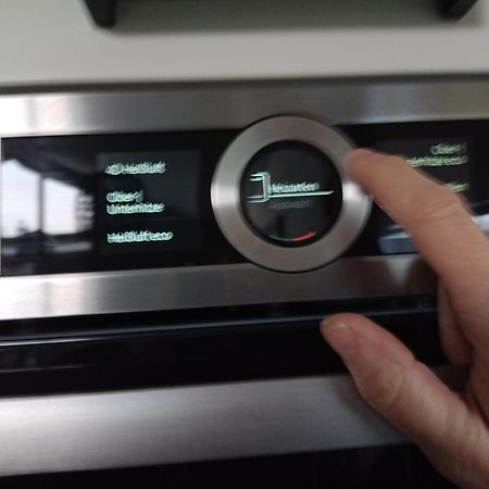 Vakantiewoning Met Serre En Airconditioning Tzummarum Exterior foto