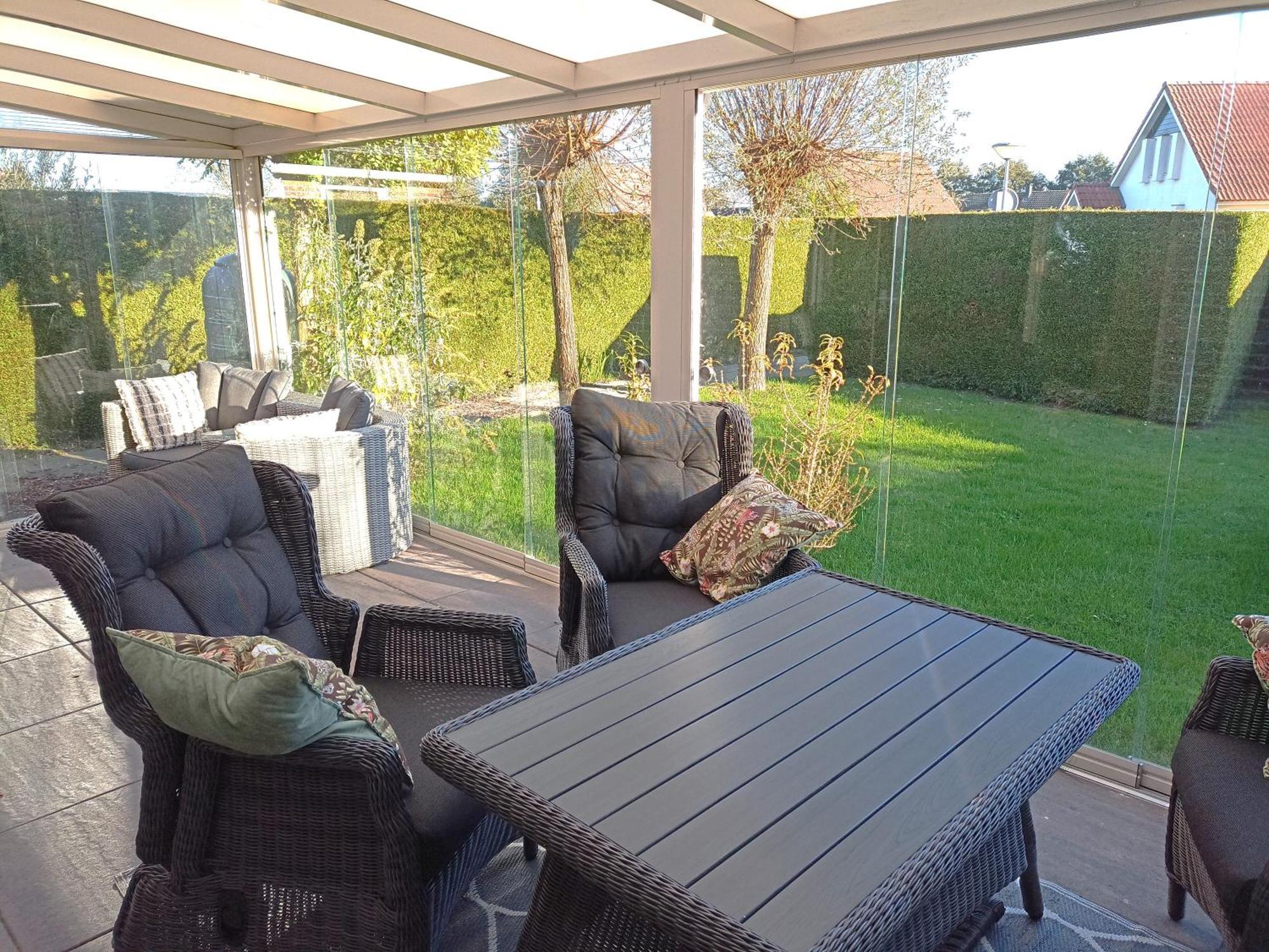 Vakantiewoning Met Serre En Airconditioning Tzummarum Exterior foto